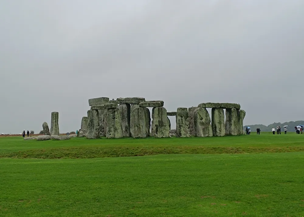 Stonehenge: a prehistoric circle of large standing stones, some topped with horizontal lintels.